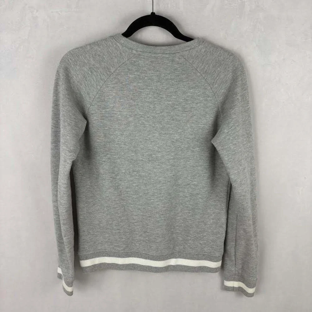 The North Face Gray‎ Logo Crewneck Sweatshirt Womens XS Regular Fit Warm Outdoor